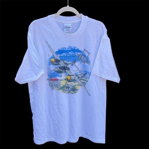 Vintage Lockheed P-38J-25 Lightning Men's T-Shirt Size Small. New Without Tags - Picture 1 of 5
